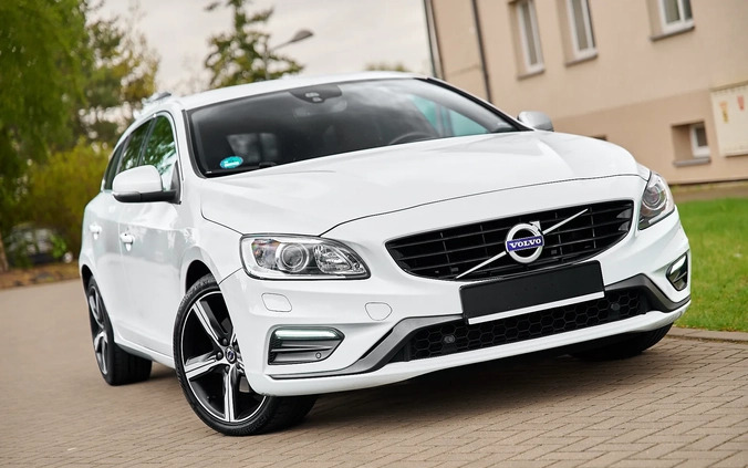 Volvo V60 cena 66900 przebieg: 210000, rok produkcji 2018 z Płock małe 781